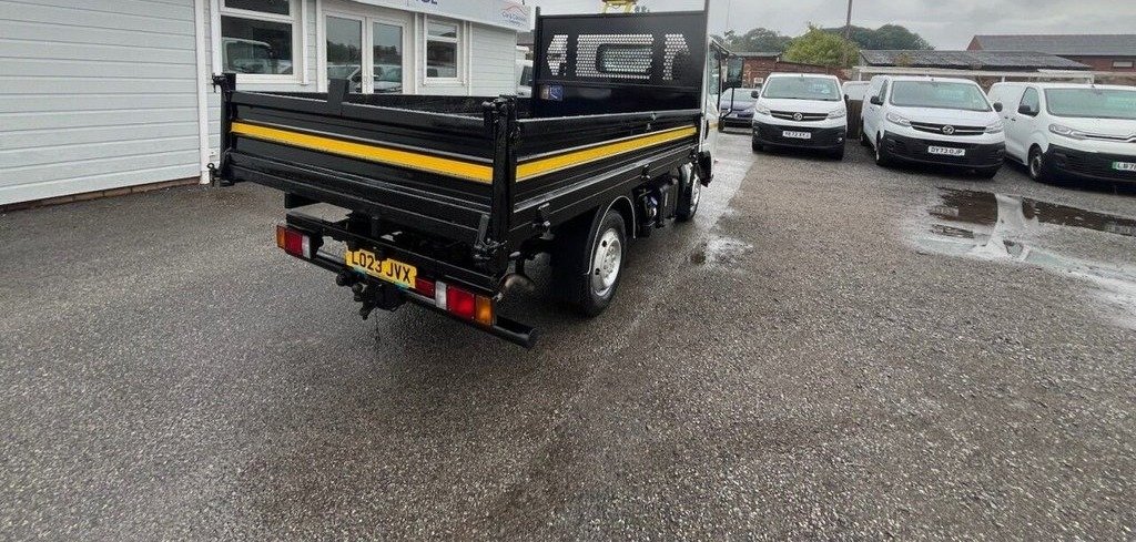 2023 Isuzu Grafter Tipper Van — rear three-quarter view