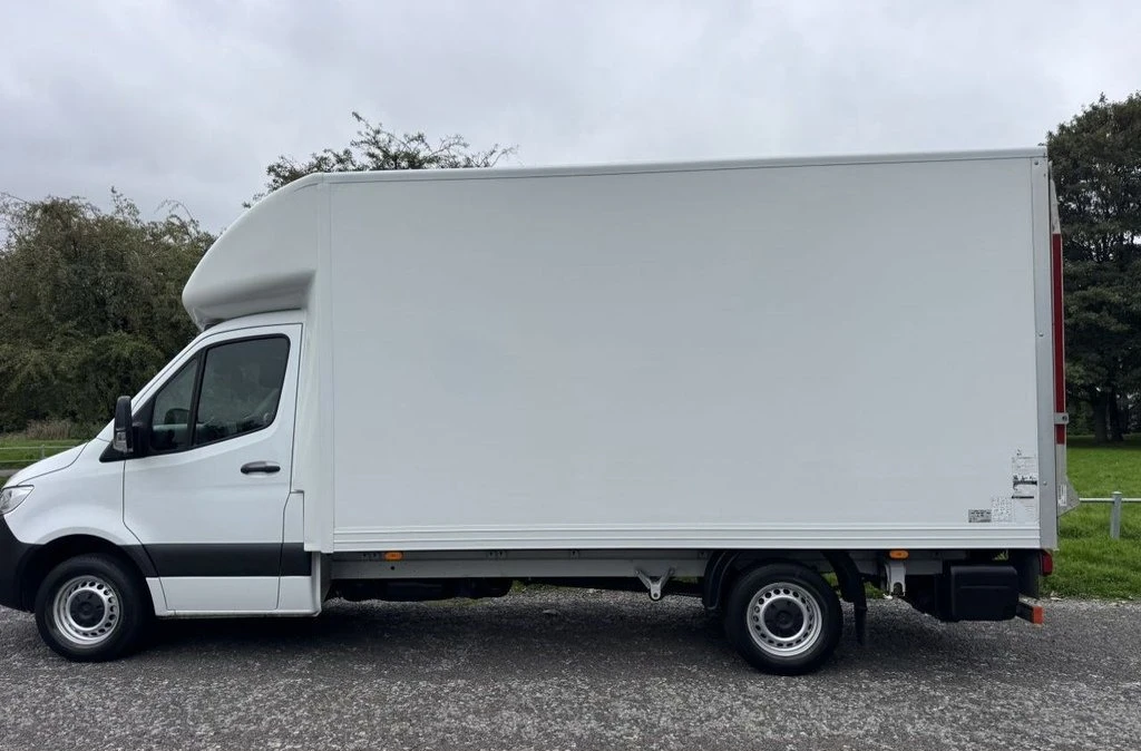 2022 Mercedes-Benz Sprinter Luton Box Van — side view