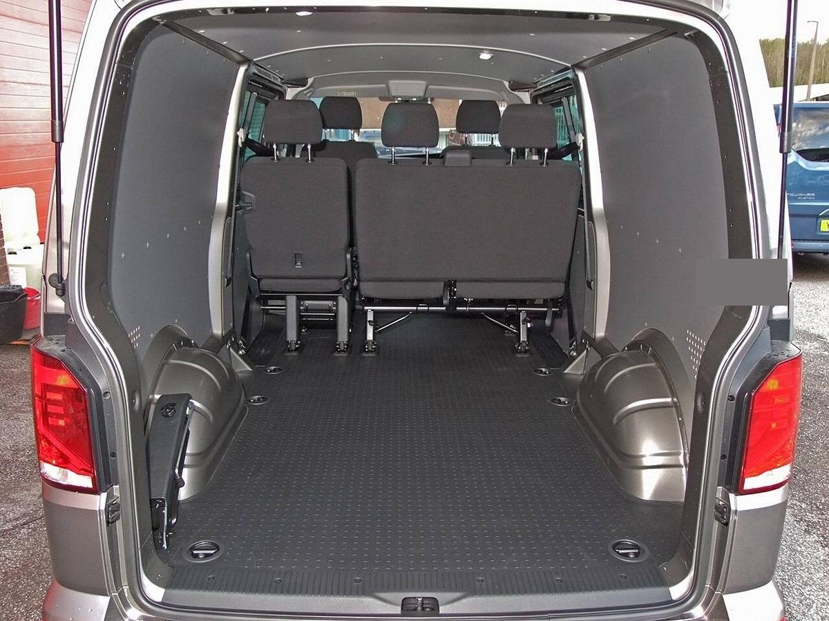 2021 Volkswagen Transporter Panel Van — photo 1 of 10
