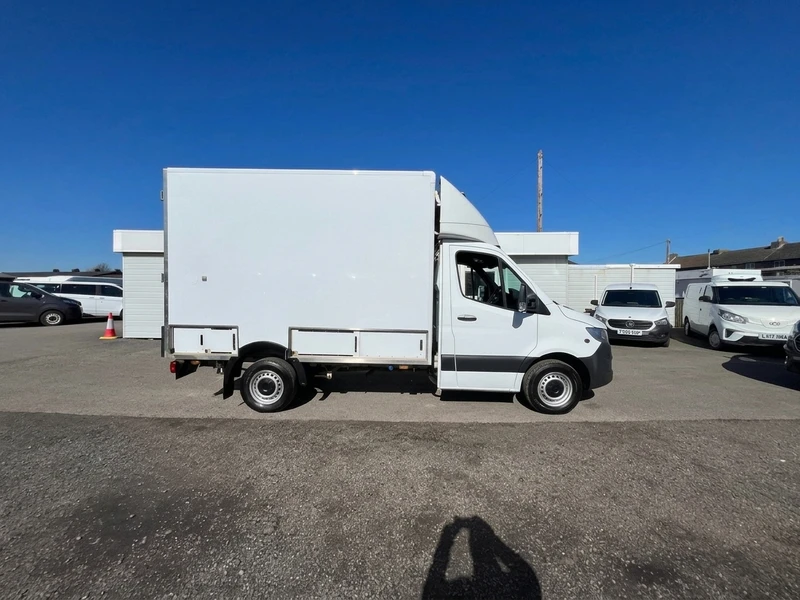 2023 Mercedes-Benz Sprinter Refrigerated/Fridge Van