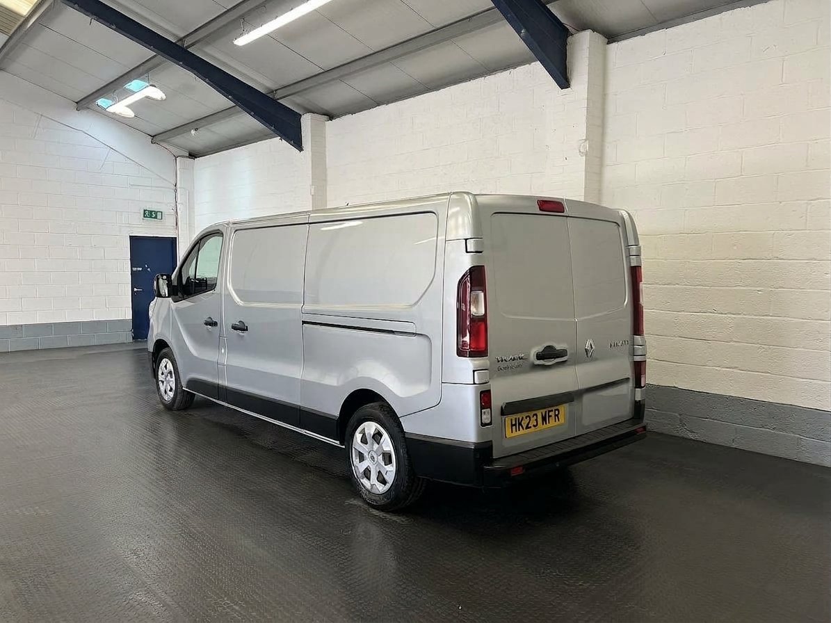 2023 Renault Trafic Panel Van — rear three-quarter view