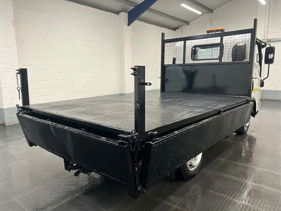 2023 Isuzu Grafter Tipper Van — rear three-quarter view