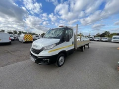 2023 Iveco Daily Dropside Van — front three-quarter view