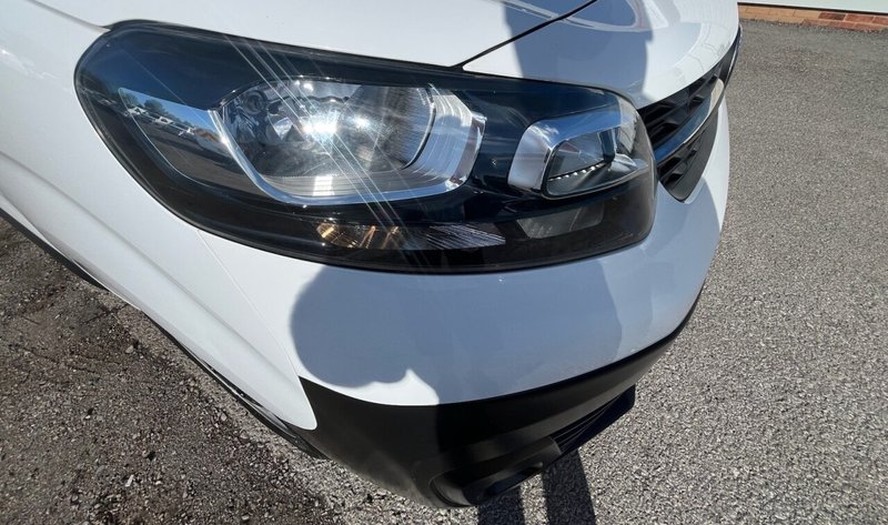 2023 Vauxhall Vivaro Panel Van — photo 3 of 14