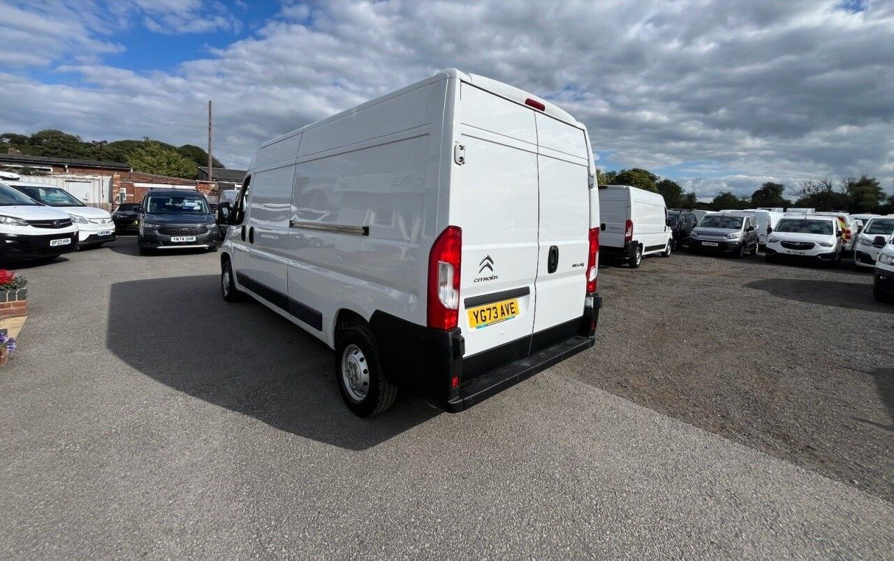 2023 Citroen Relay High Roof Panel Van — photo 2 of 22