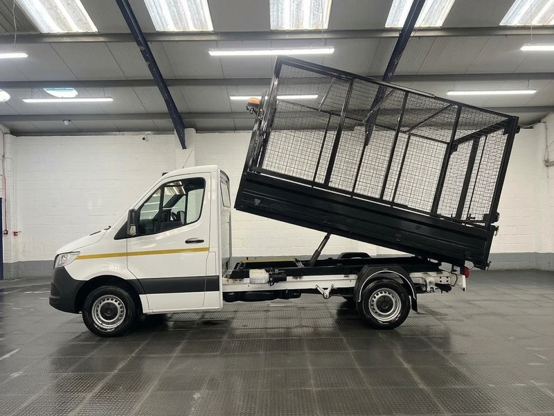 2021 Mercedes-Benz Sprinter Tipper Van