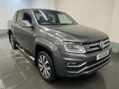 2019 Volkswagen Amarok Double Cab PickUp Van — front three-quarter view