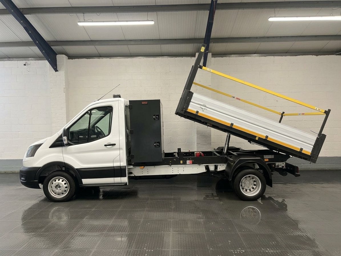 2023 Ford Transit Tipper Van — side view