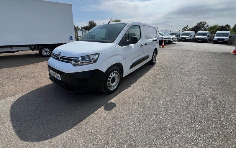 2023 Citroen Berlingo Panel Van — photo 2 of 20