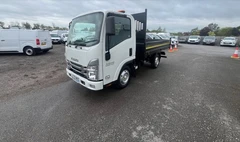 2023 Isuzu Grafter Tipper Van — front three-quarter view
