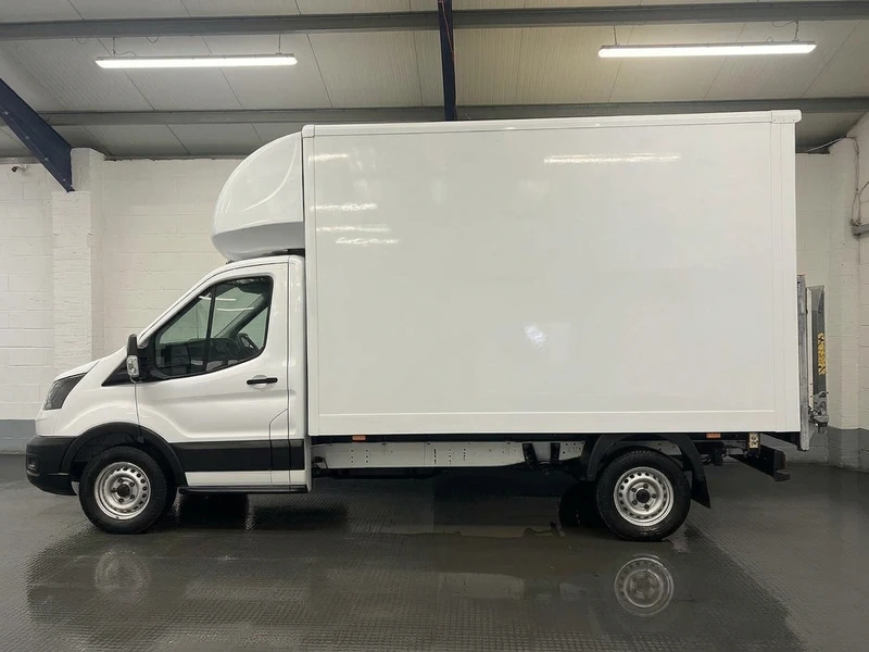 2022 Ford Transit Luton Box Van
