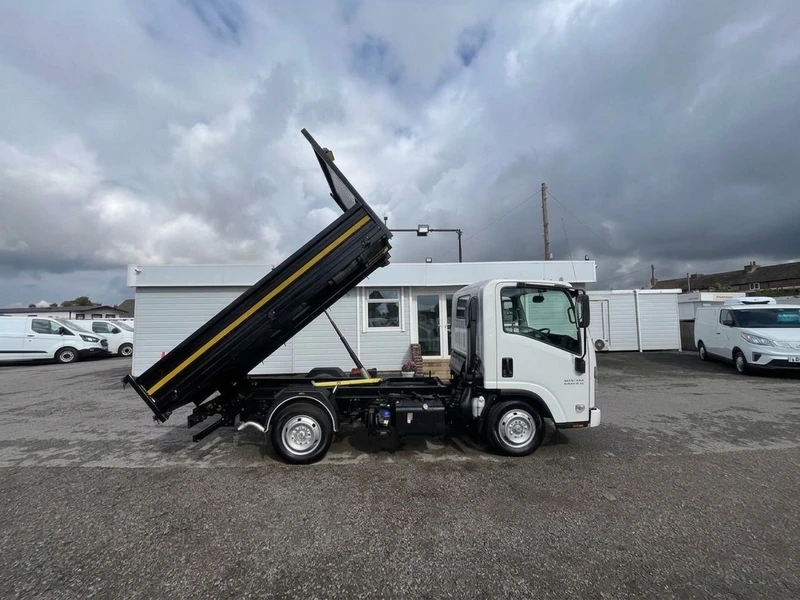 2023 Isuzu Grafter Tipper Van