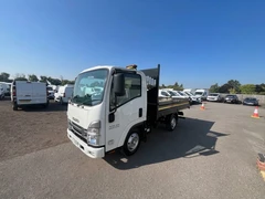 2023 Isuzu Grafter Tipper Van — front three-quarter view