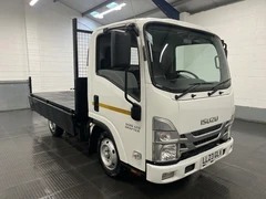 2023 Isuzu Grafter Tipper Van — front three-quarter view