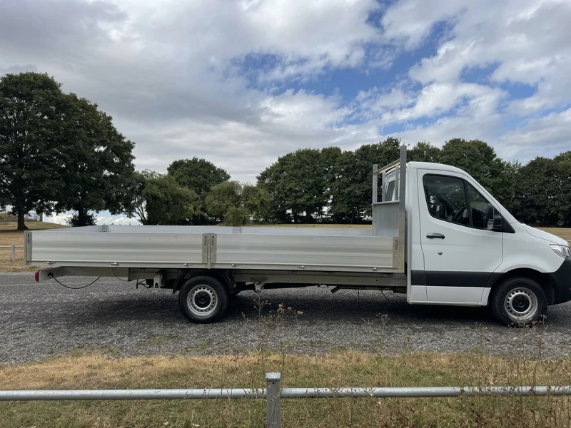 2022 Mercedes-Benz Sprinter Dropside Van