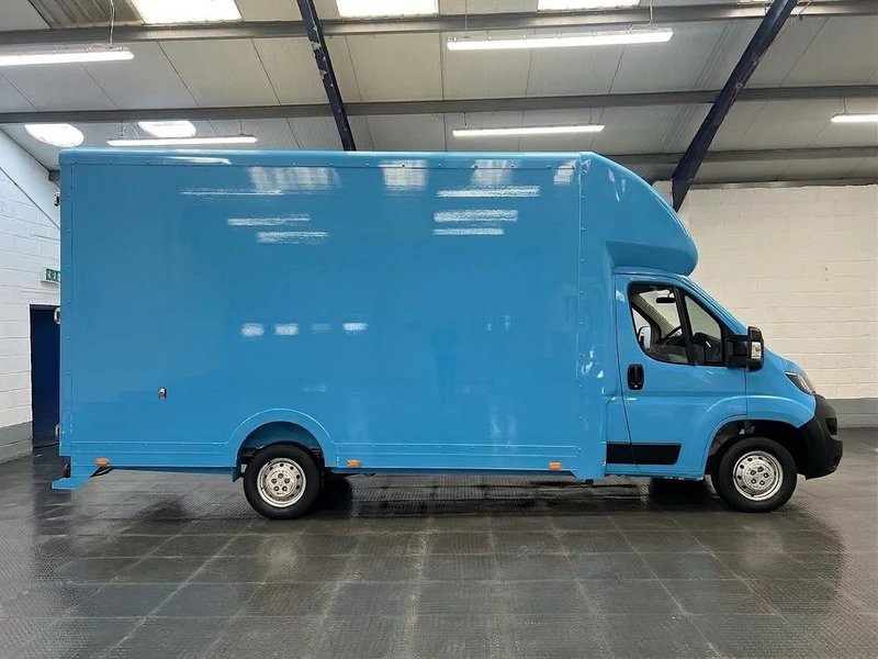 2023 Peugeot Boxer Luton Low Loader Van