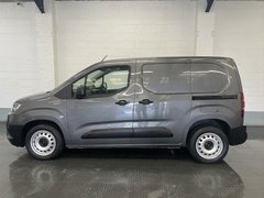 2022 Toyota Proace City Panel Van — side view