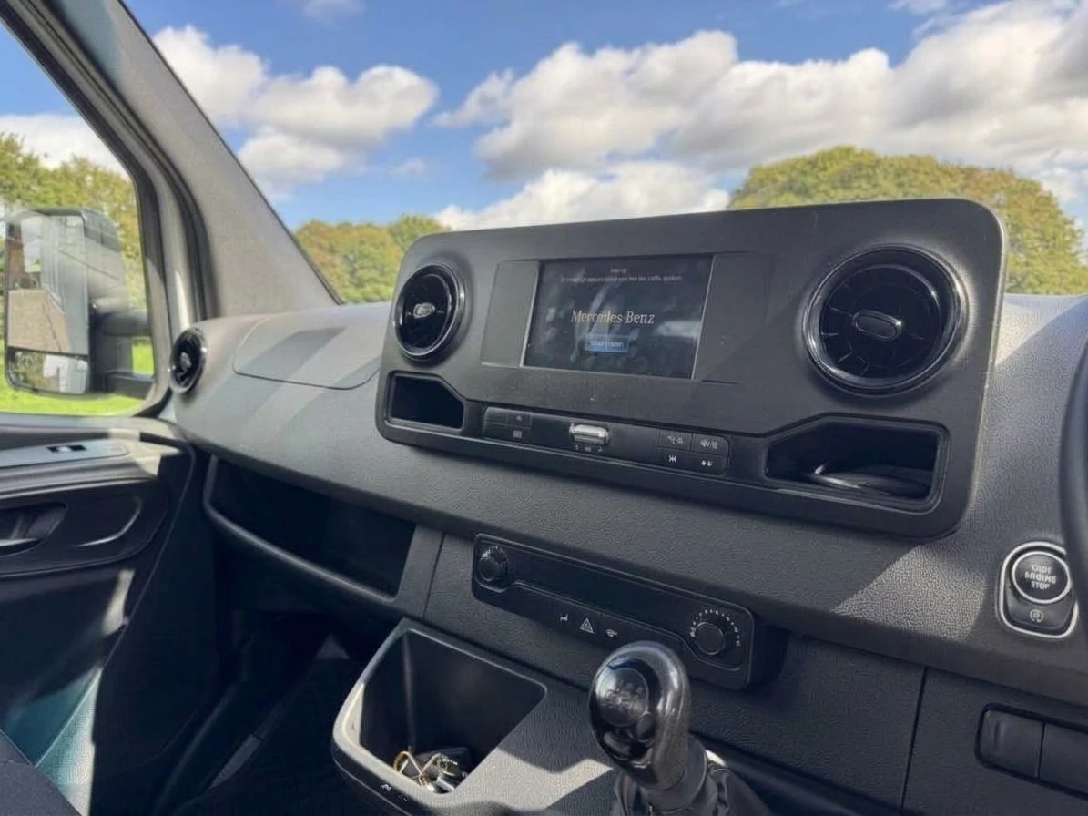 2022 Mercedes-Benz Sprinter Tipper Van — cab interior