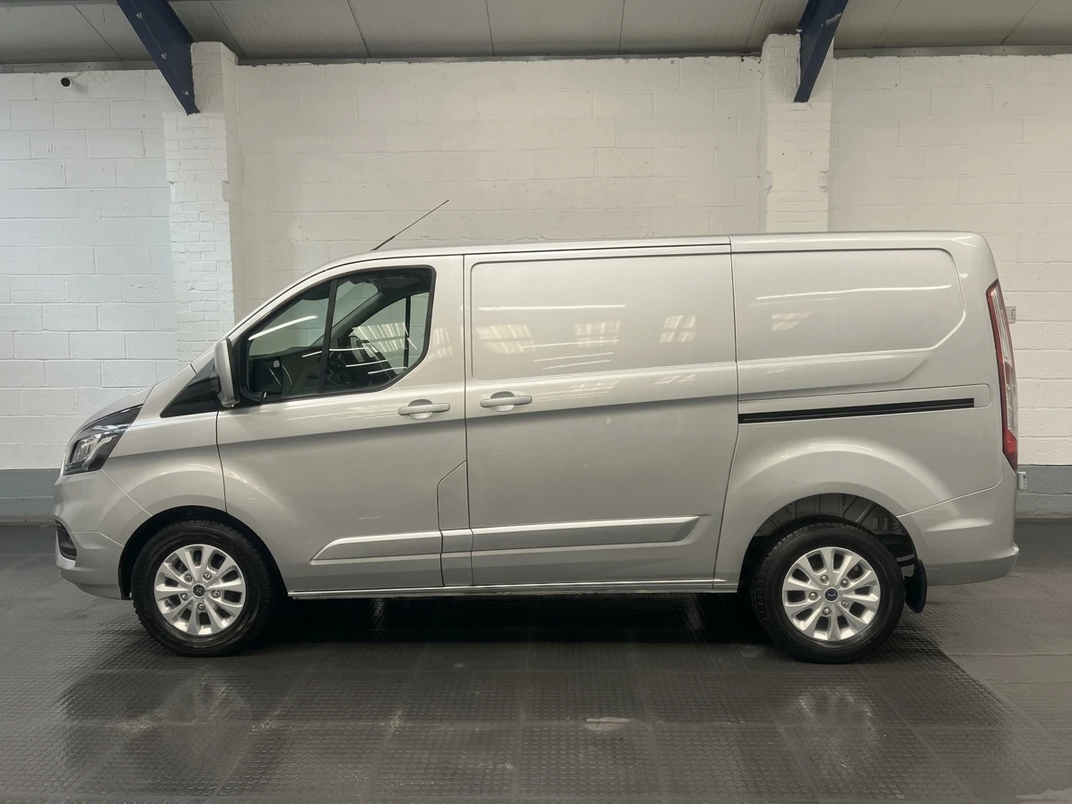 2021 Ford Transit Custom Panel Van — photo 1 of 46