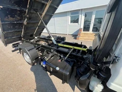 2023 Isuzu Grafter Tipper Van — detail