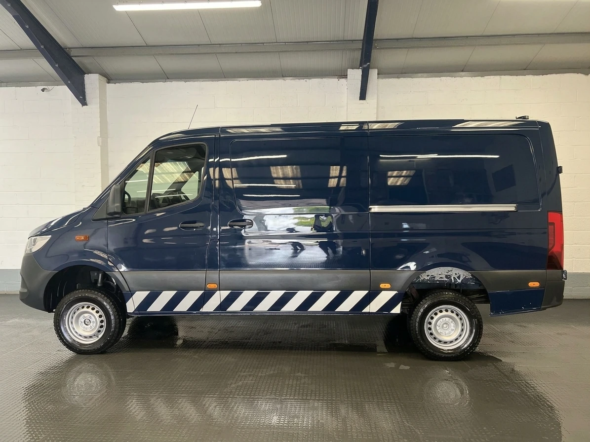 2019 Mercedes-Benz Sprinter Panel Van — photo 1 of 39