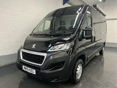 2019 Peugeot Boxer High Roof Panel Van — front three-quarter view