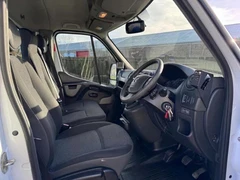 2018 Vauxhall Movano Dropside Van — cab interior