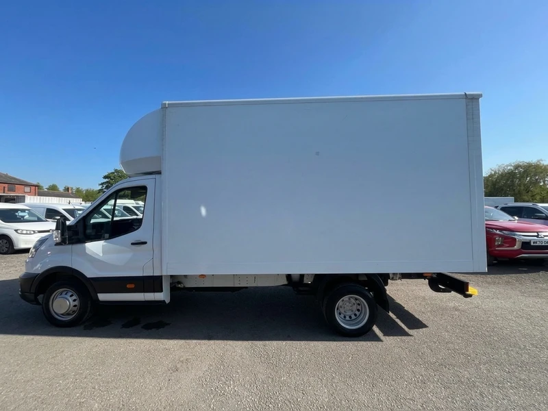 2023 Ford Transit Luton Box Van