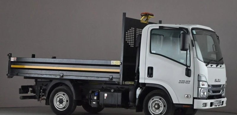 2023 Isuzu Grafter Tipper Van