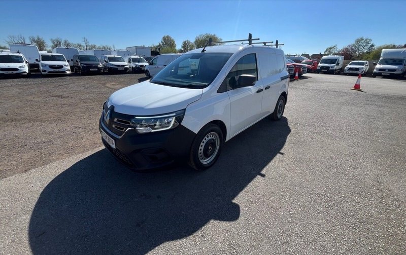 2024 Renault Kangoo Panel Van — photo 2 of 15