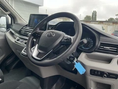 2024 Maxus Edeliver 9 Luton Low Loader Van — cab interior