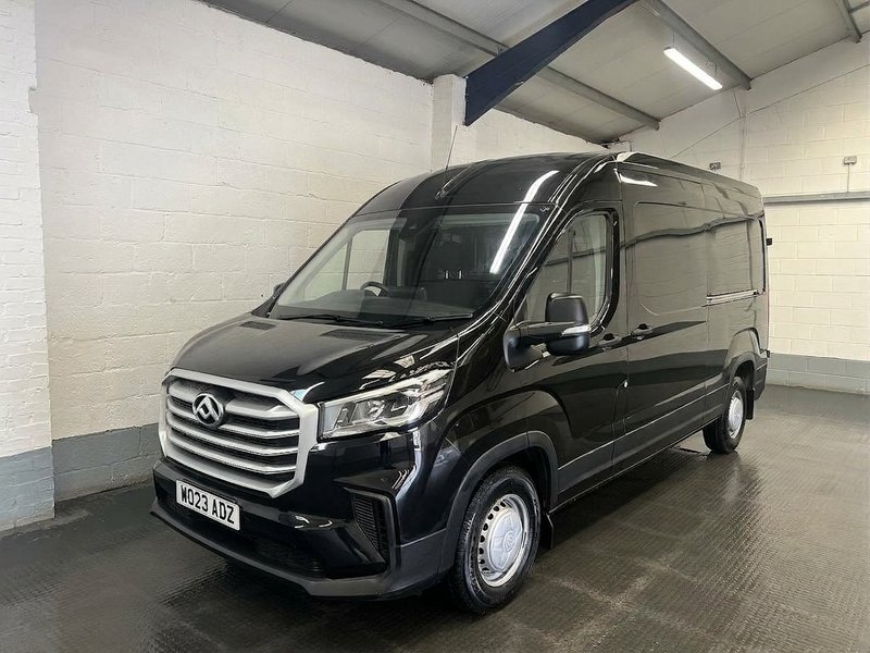 2023 Maxus Deliver 9 High Roof Panel Van — front three-quarter view