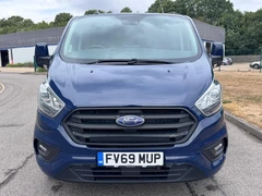 2020 Ford Transit Custom Panel Van — front view