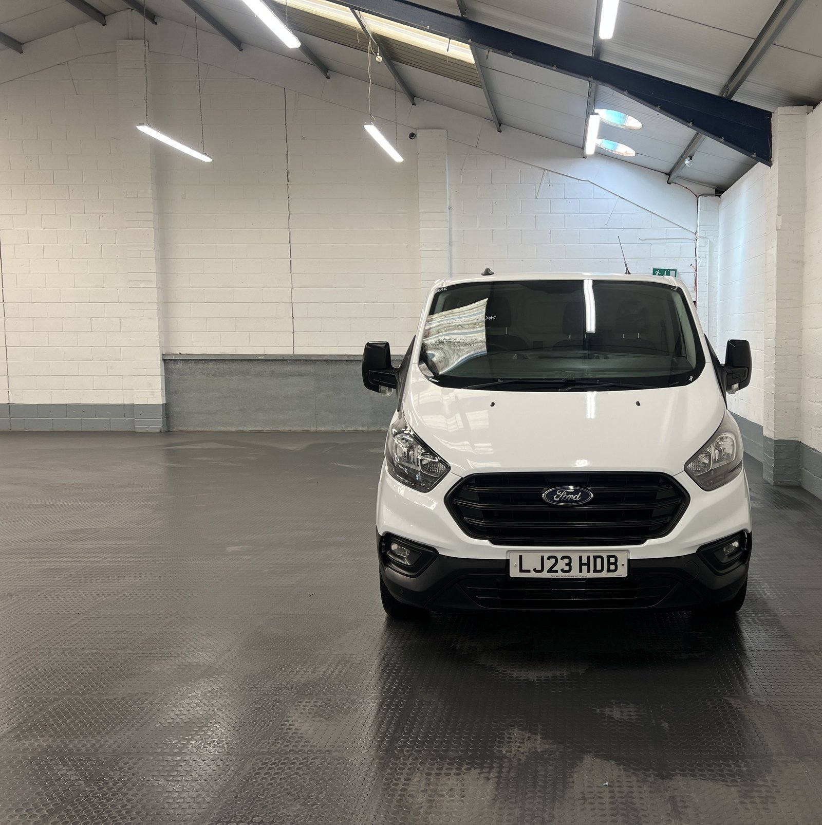 2023 Ford Transit Custom Panel Van — photo 1 of 23