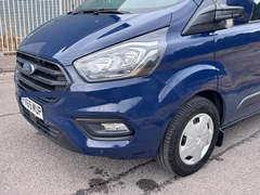 2020 Ford Transit Custom Panel Van — detail