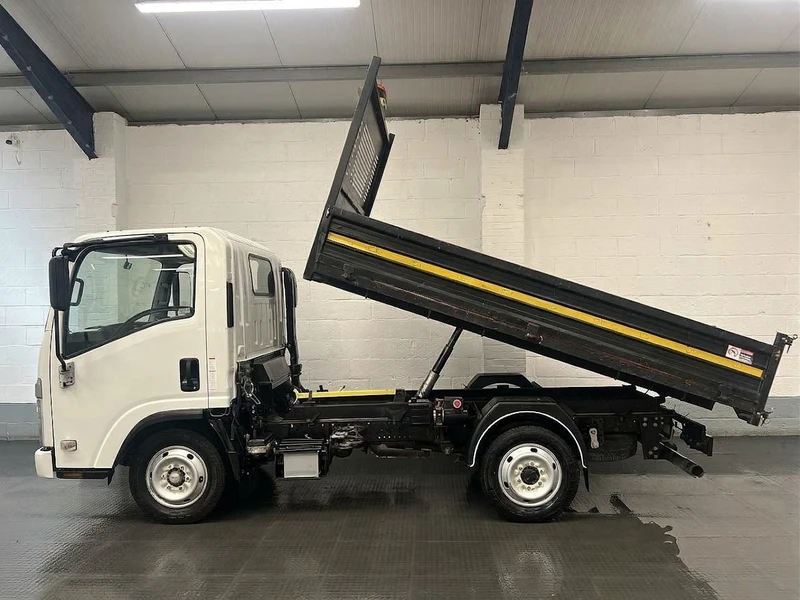 2023 Isuzu Grafter Tipper Van