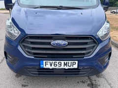 2020 Ford Transit Custom Panel Van — front view