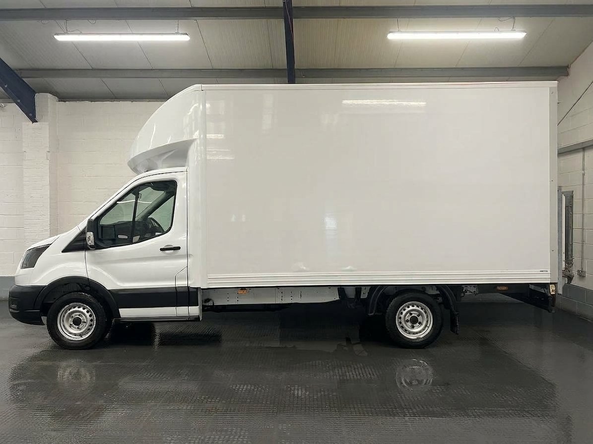2022 Ford Transit Luton Box Van — side view