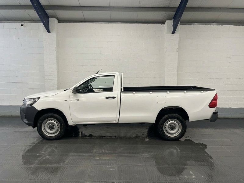 2020 Toyota Hilux PickUp Van