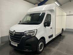 2024 Renault Master Luton Low Loader Van — front three-quarter view