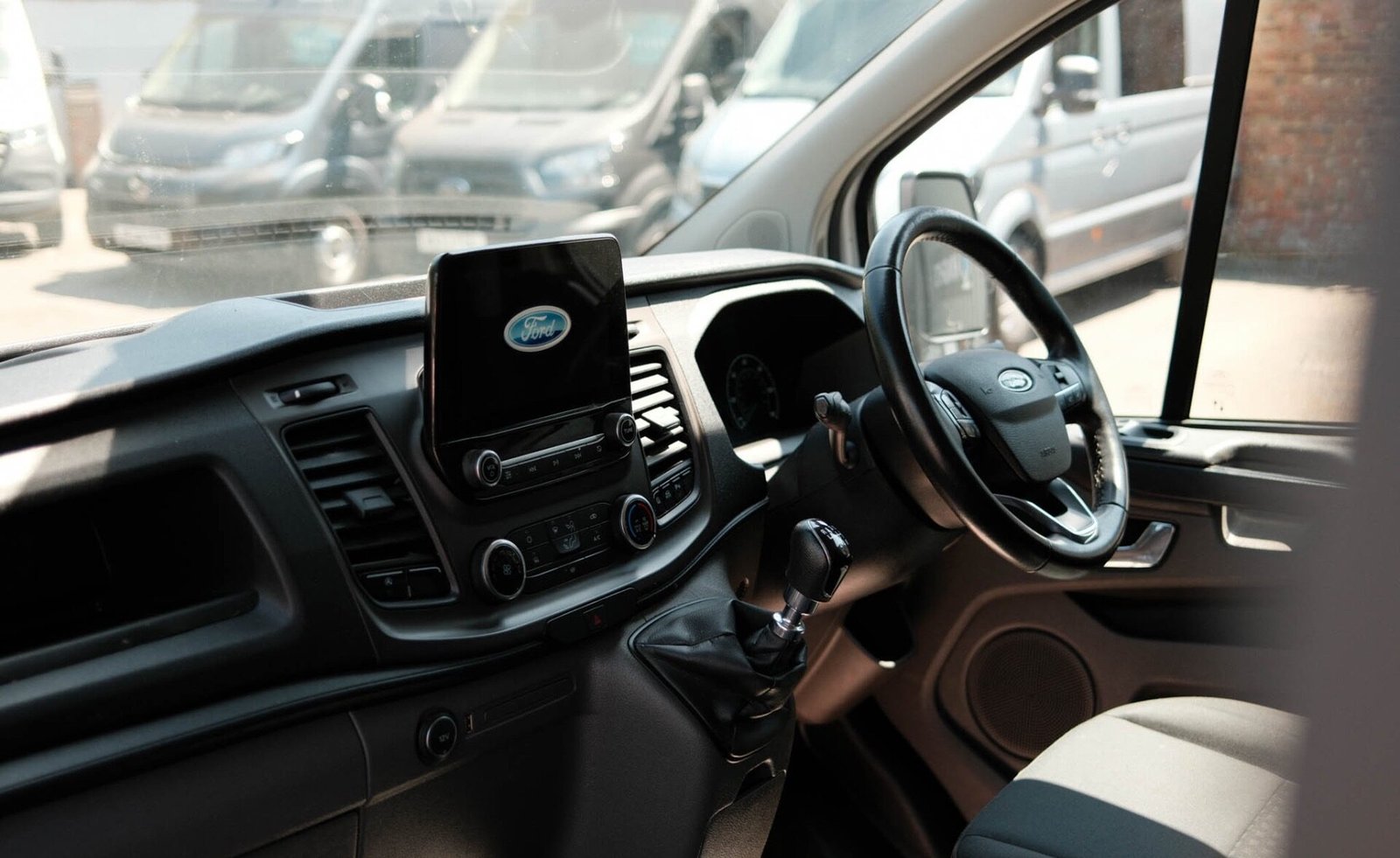 2020 Ford Transit Custom Panel Van — photo 1 of 2