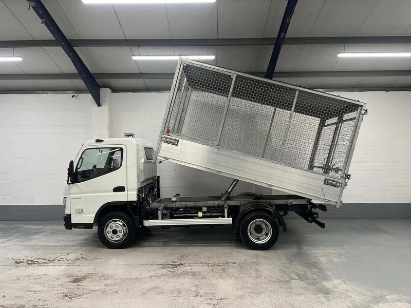 2023 Fuso Canter Tipper Van