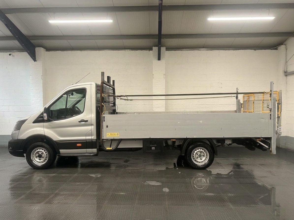 2022 Ford Transit Dropside Van