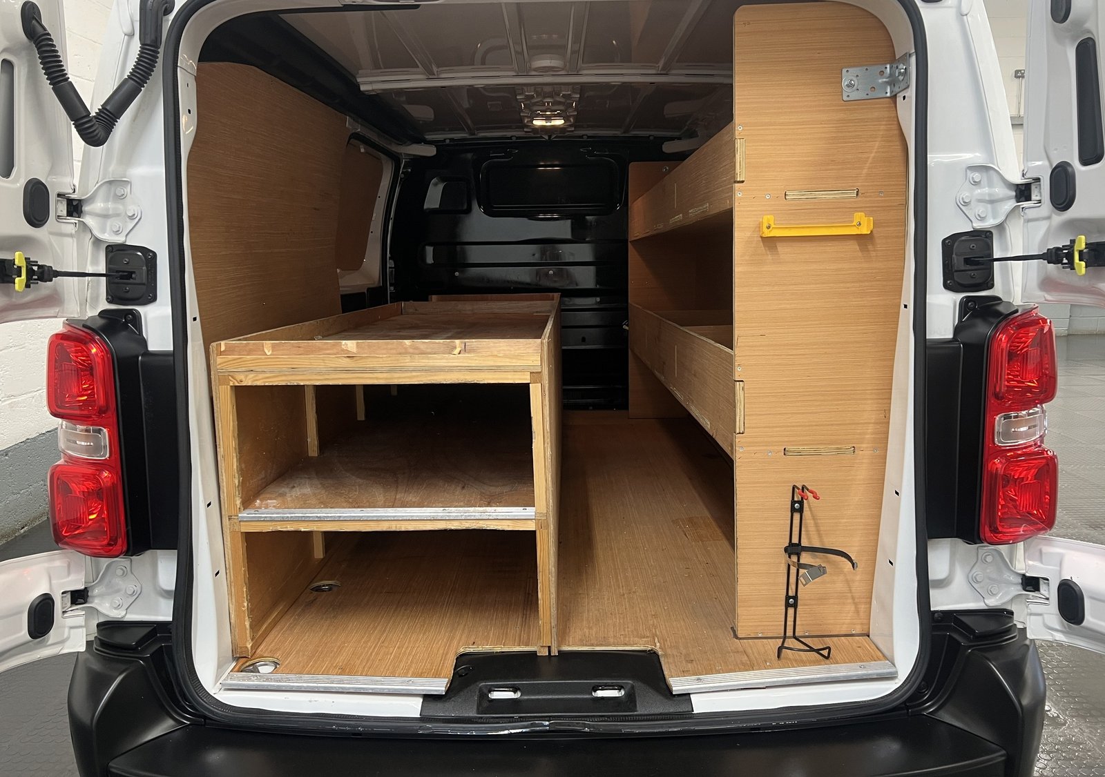 2022 Vauxhall Vivaro Panel Van — photo 20 of 20