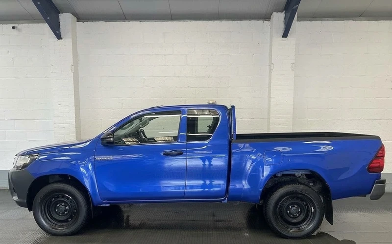 2020 Toyota Hilux Double Cab PickUp Van