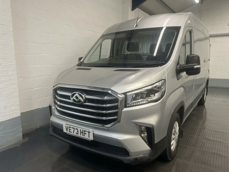 2024 Maxus Deliver 9 High Roof Panel Van — front three-quarter view