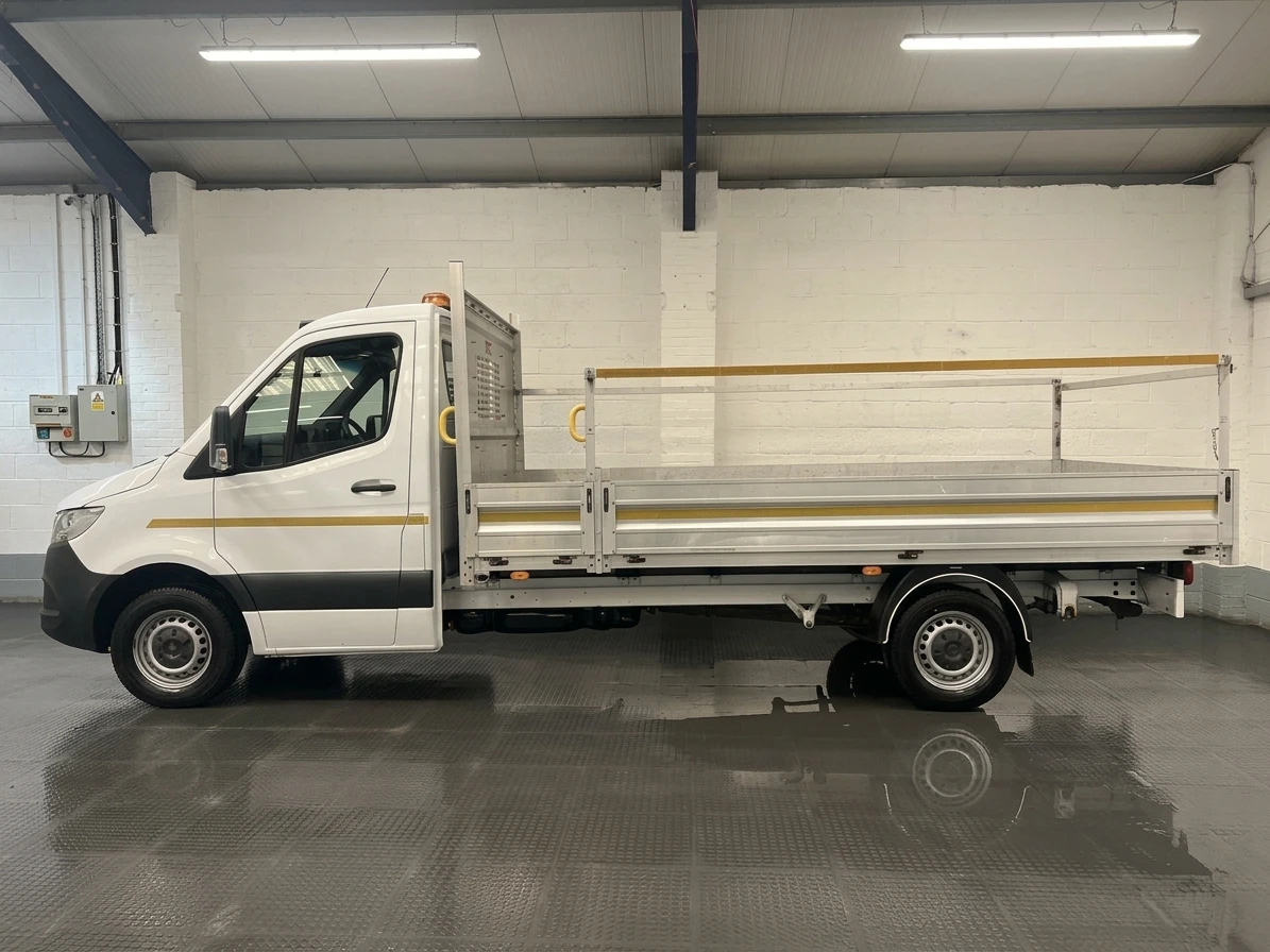 2021 Mercedes-Benz Sprinter Dropside Van — photo 1 of 47
