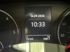 2022 Volkswagen Caddy Panel Van — cab interior