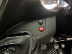 2023 Iveco Daily Dropside Van — cab interior