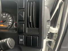 2023 Isuzu Grafter Tipper Van — cab interior